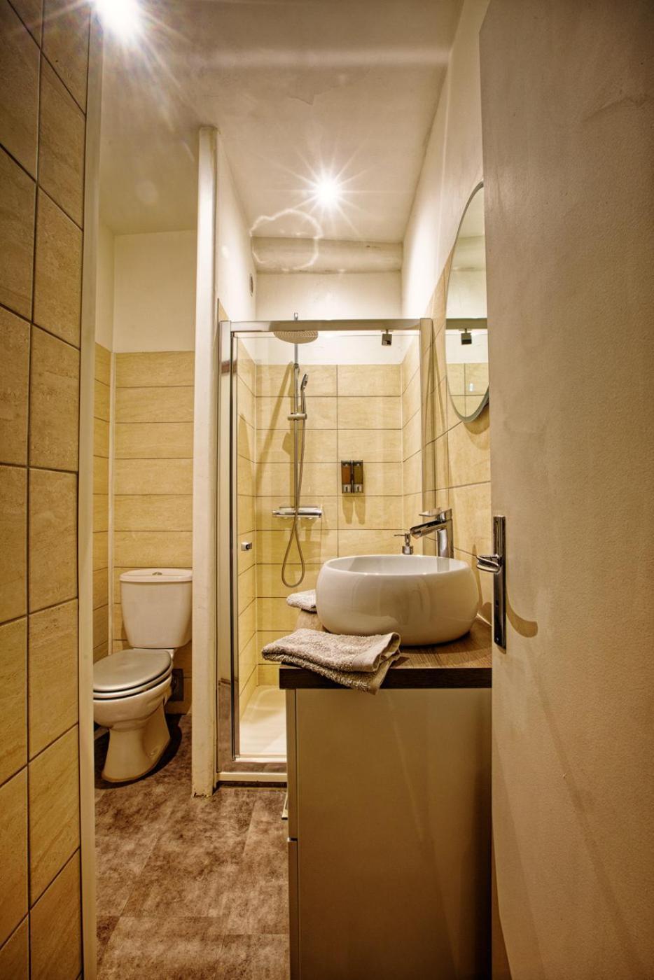 La Casita - Studio Confort Avec Parking Prive - Lit Douillet - Centre Uzes, Pont Du Gard エクステリア 写真