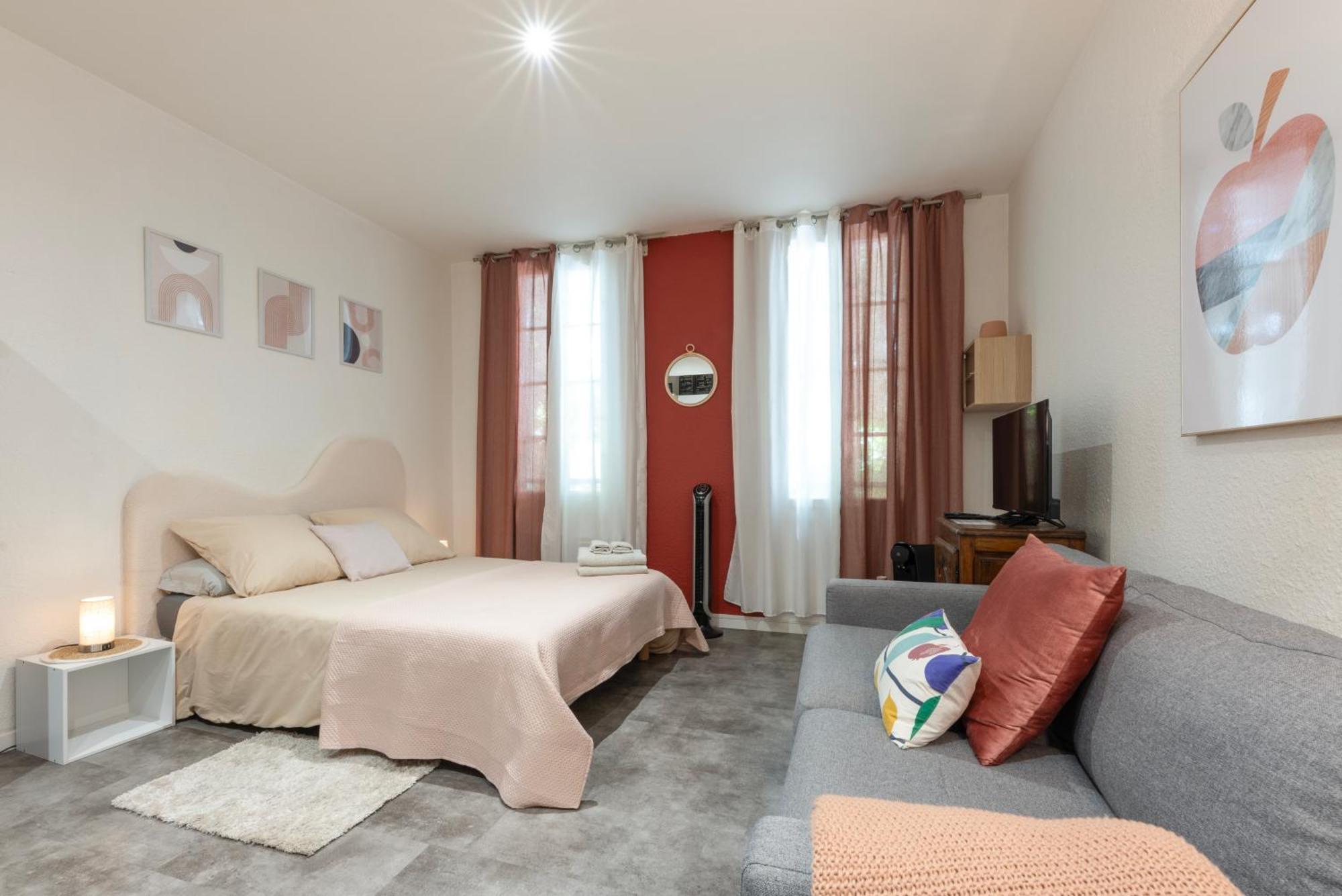 La Casita - Studio Confort Avec Parking Prive - Lit Douillet - Centre Uzes, Pont Du Gard エクステリア 写真