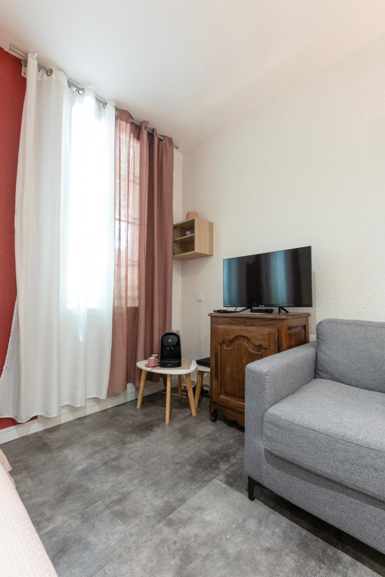 La Casita - Studio Confort Avec Parking Prive - Lit Douillet - Centre Uzes, Pont Du Gard エクステリア 写真