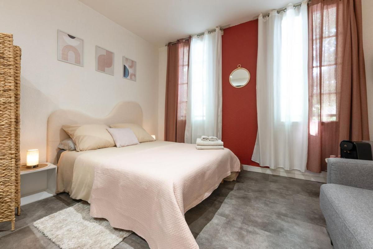 La Casita - Studio Confort Avec Parking Prive - Lit Douillet - Centre Uzes, Pont Du Gard エクステリア 写真